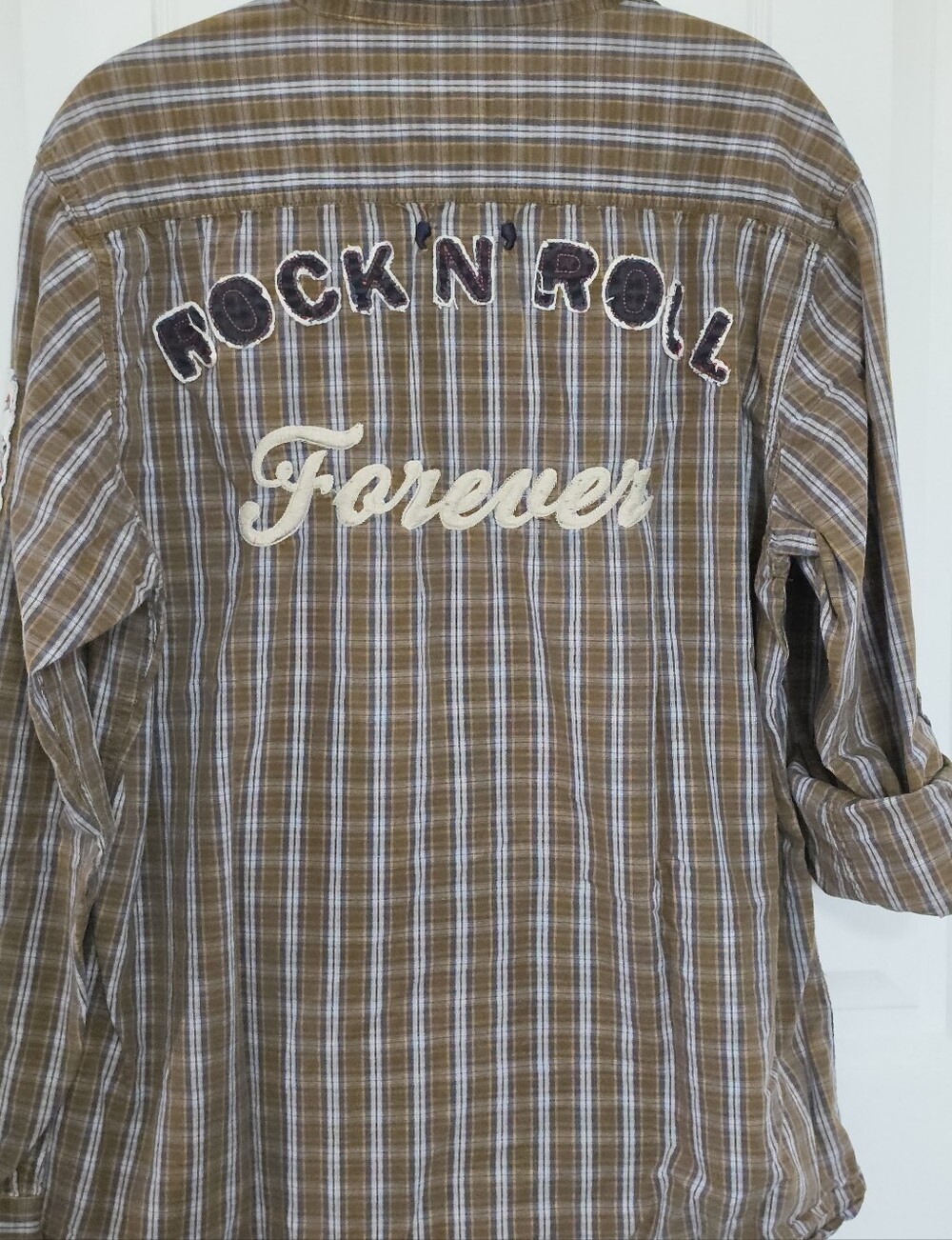 Paper Denim & Cloth Rock and Roll Cowboy Pearl Snap Shirt. Woodstock Patch, Sz L
